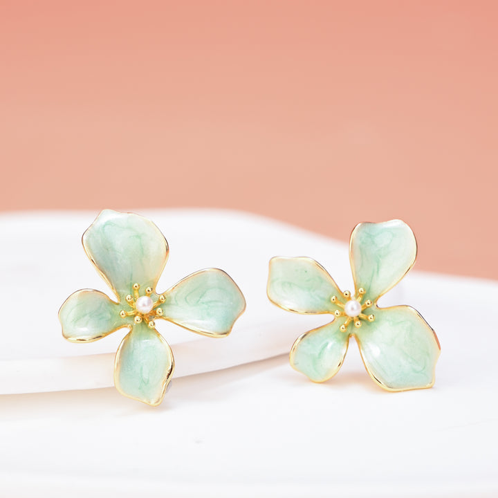 Flower studs, mint studs, 14k gold jewelry, jewelry business, freedom organization, women's artisan jewelry, fair-trade, beautiful earrings