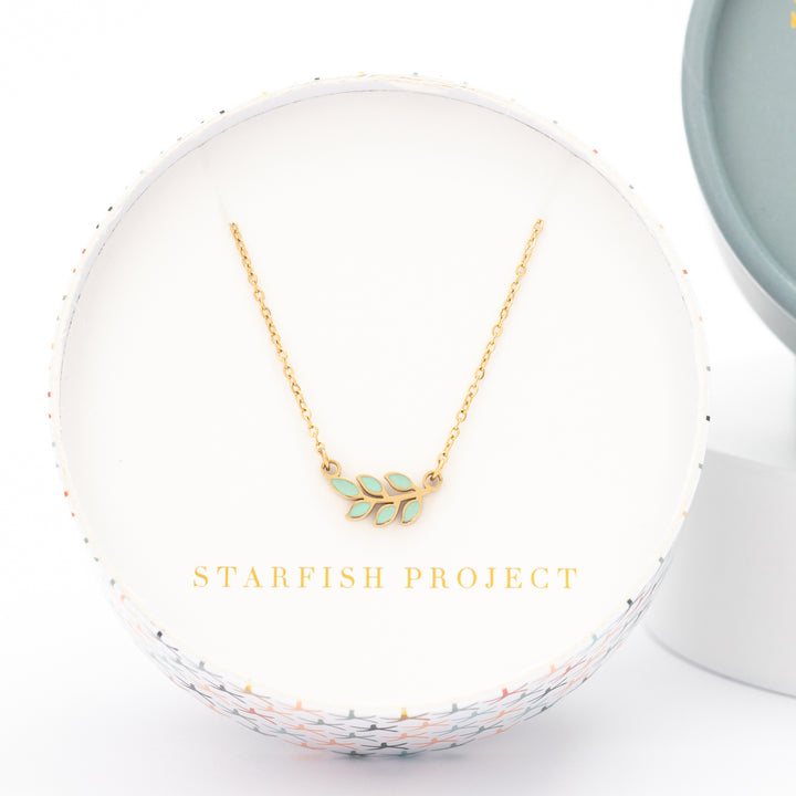 Necklace with leaf, gold and green necklace, minimalistic necklace, Starfish Project packaging, freedom business