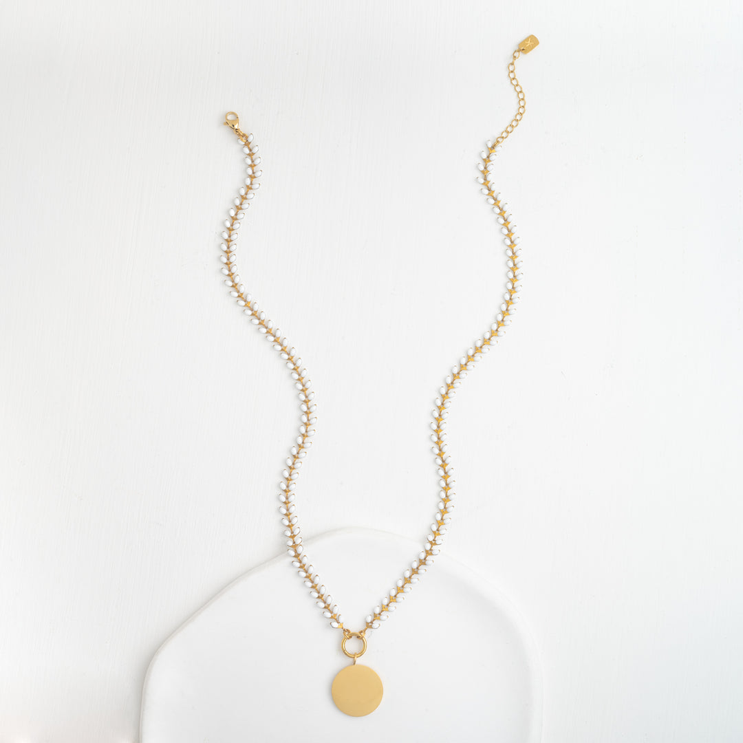 Full length photo of necklace that can be engraved, jewelry website, best xmas gift ideas, designed chain