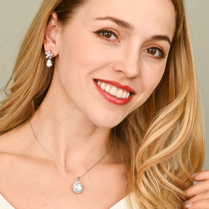 Infinite Glow Platinum Zircon Necklace