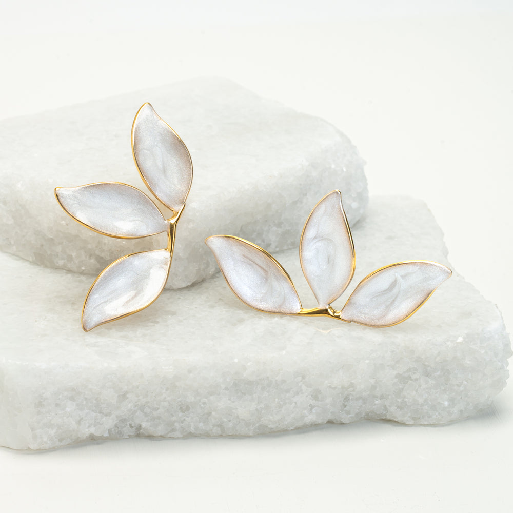 Canopy Leaf Earrings in Pearl White