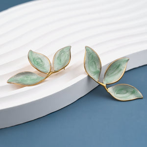 Canopy Leaf Earrings in Mint