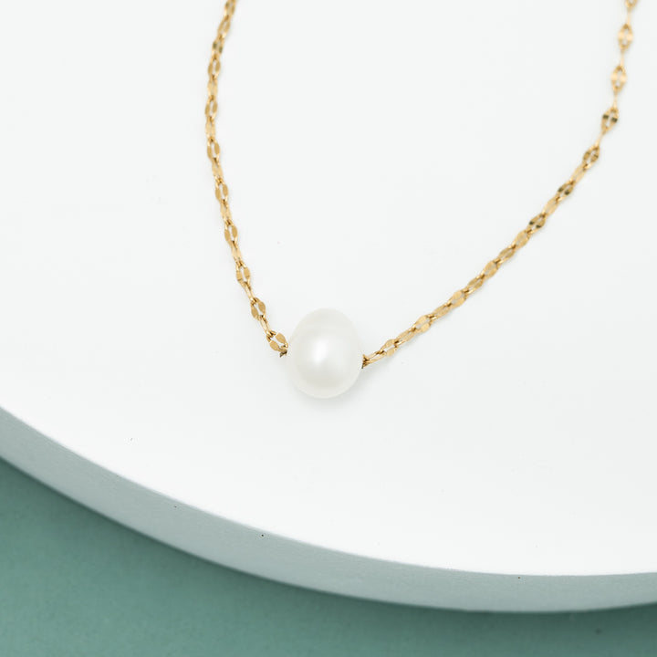 Annie Gold Pearl Necklace