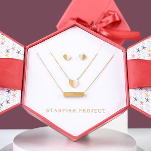 The Gift Hope Gift Box in Gold