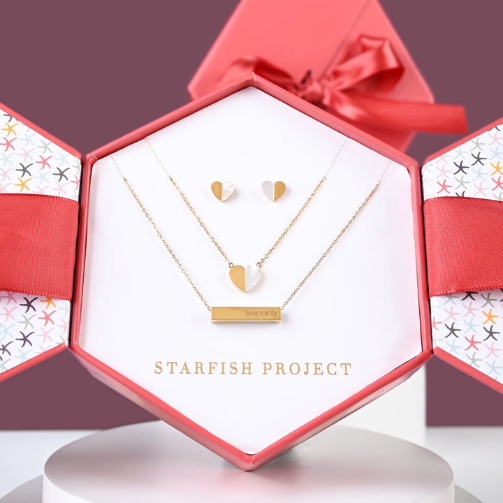 The Gift Hope Gift Box in Gold