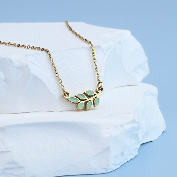 Rowen Leaf Necklace in Mint