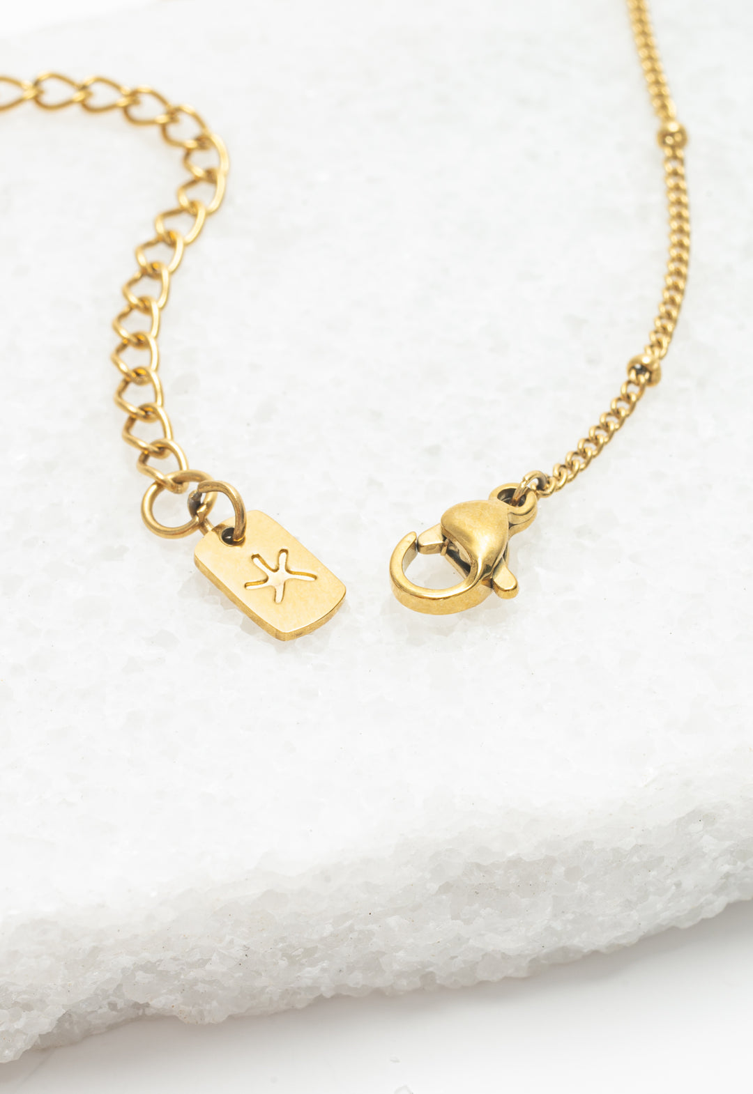 Engravable Resilience Necklace in Mint