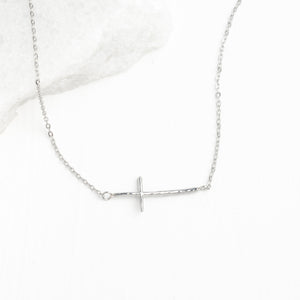Photo of silver necklace with cross pendant, silver necklaces for women, high end jewelry, necklace with cross pendant, gift ideas for the holidays, freedom business