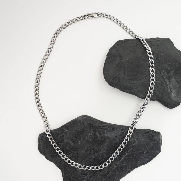 Full length photo of silver chain necklace, silver chain for men, jewelry store, online gift shopping